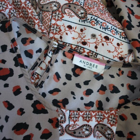 Andree by Unit Plus Size Women's Cheetah Print Blouse 2X - Picture 6 of 6